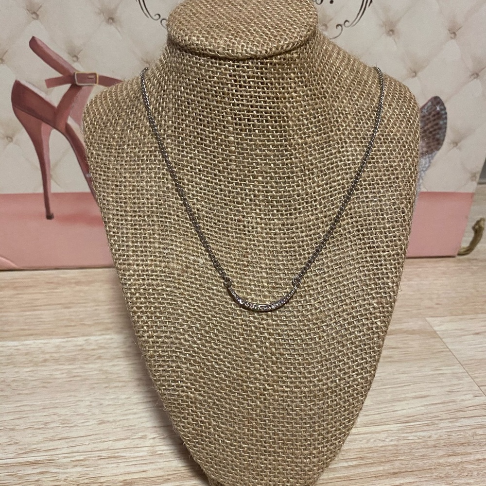 Cute necklace - Picture 2 of 2